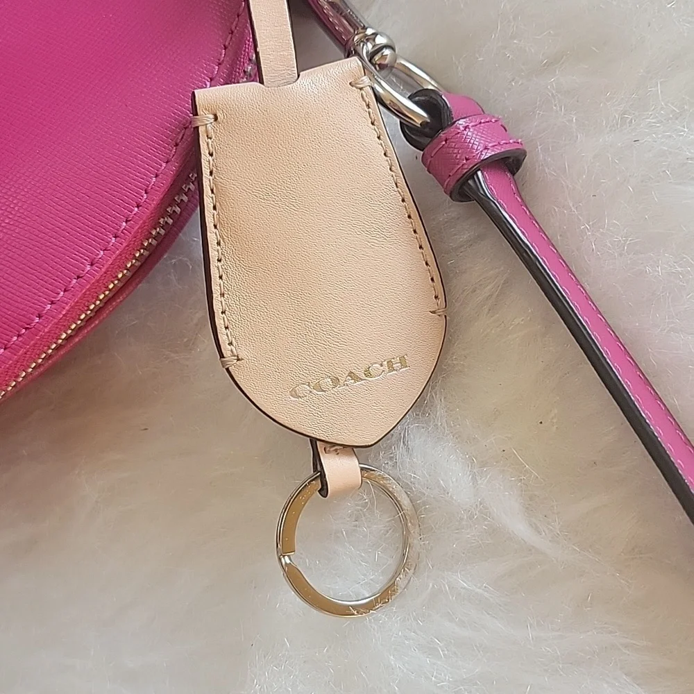 COACH Cora Peyton Pink Double Handle Zip Around Crossbody Satchel‎ Dome Bag